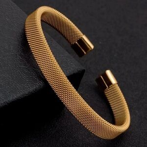 NEW Men’s Minimalistic Cuff Bangle 24k gold plated Stylish Modern Open Bracelet